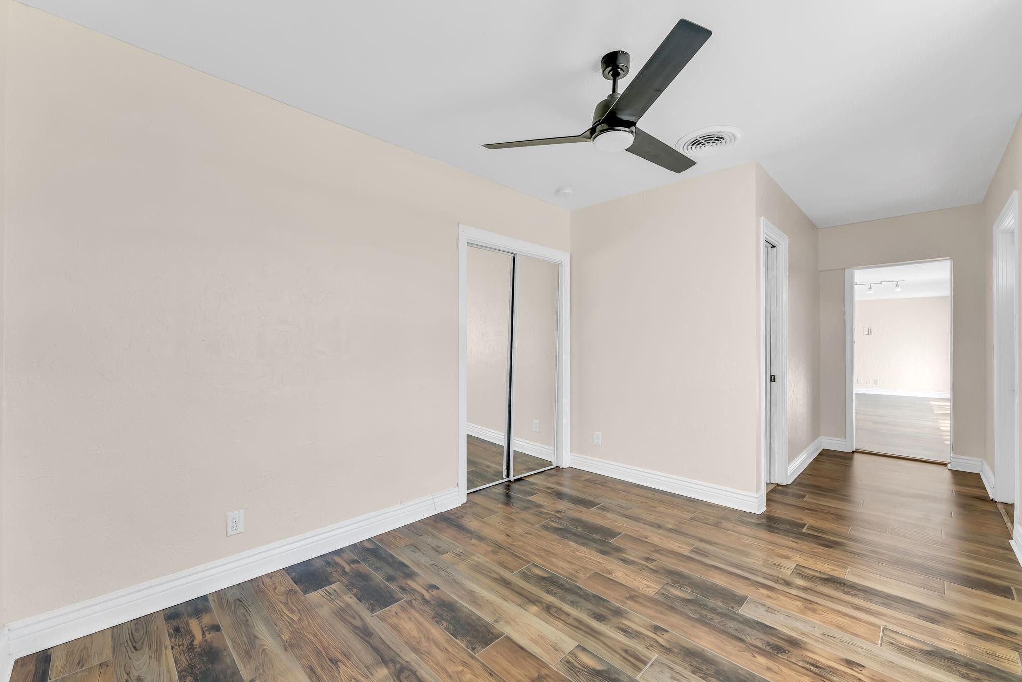 2940 Northeast 19th Street Pompano Beach, FL 33062 - Photo 13 of 34 Photo 13