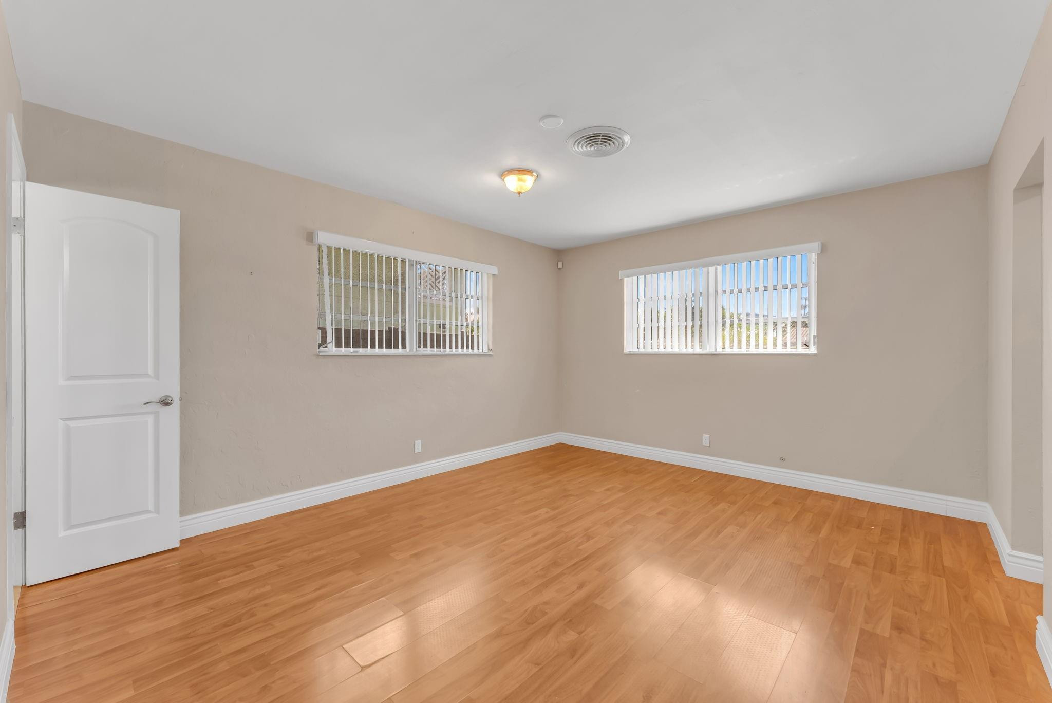 2940 Northeast 19th Street Pompano Beach, FL 33062 - Photo 18 of 34 Photo 18