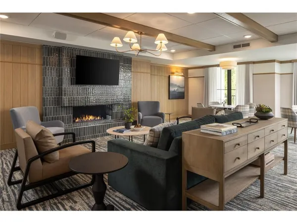 $195,000 | Xxx 55th Street Northwest, Unit 212, Rochester, MN 55901