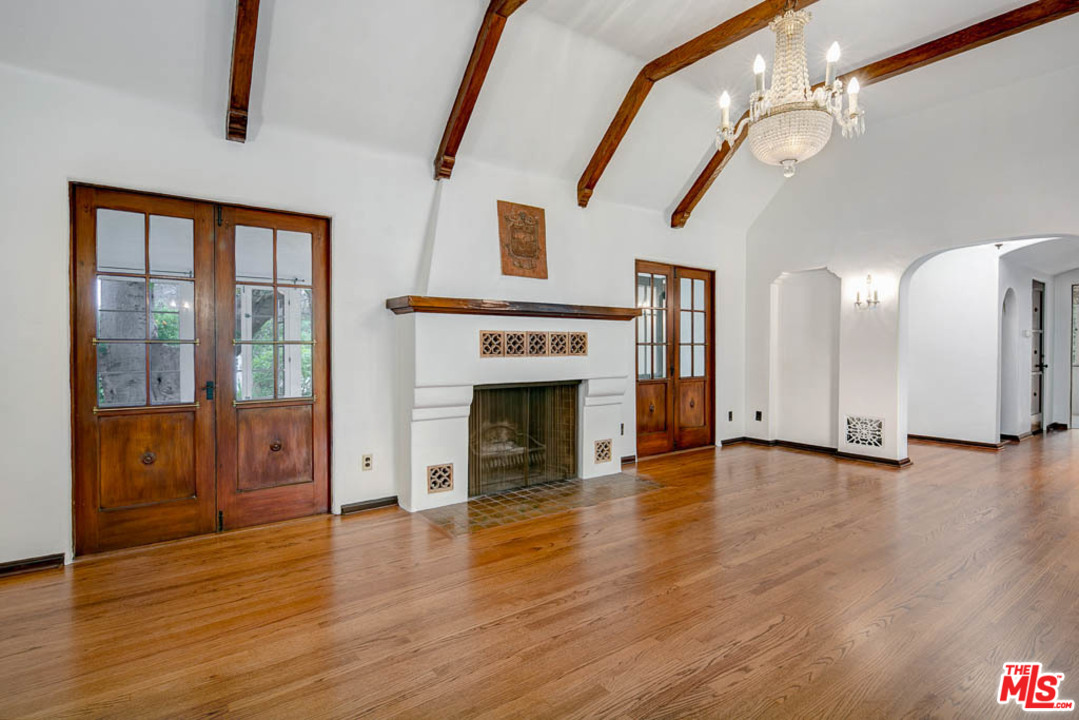 1952 Meadowbrook Road Altadena, CA 91001 - Photo 8 of 33 Gallery Image 8