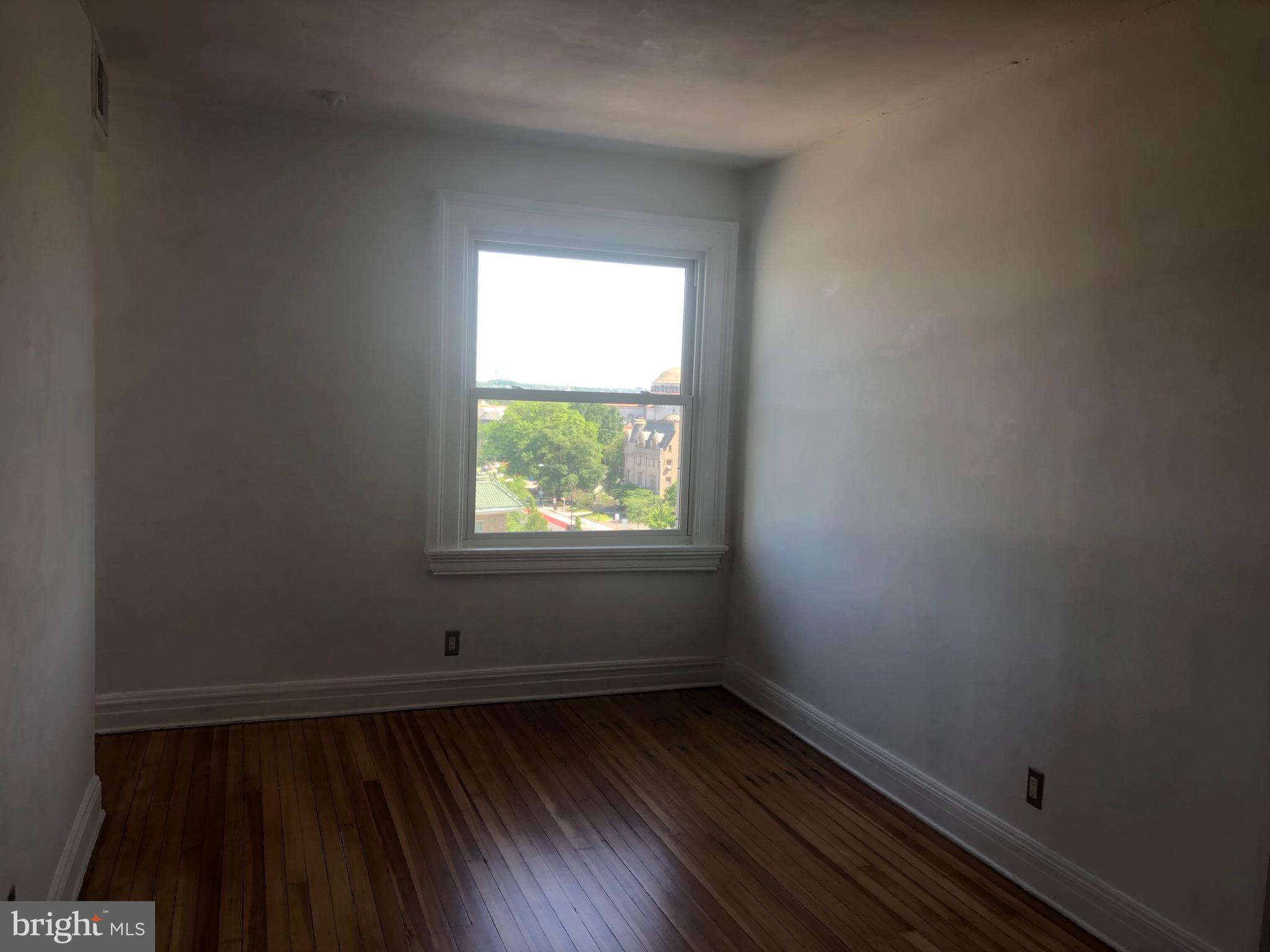 3060 16th Street Northwest, Unit 711 Washington, DC 20009 - Photo 12 of 15 Living Room