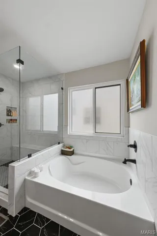 $643,900 | 141 Cardow Drive, O'Fallon, MO 63368