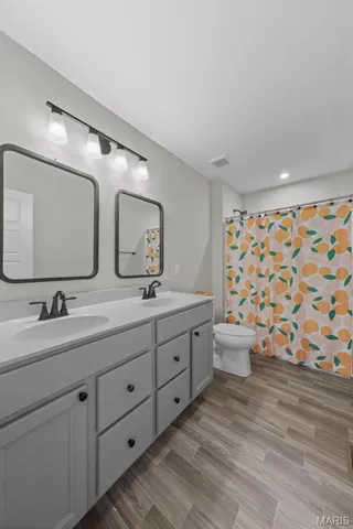 $643,900 | 141 Cardow Drive, O'Fallon, MO 63368