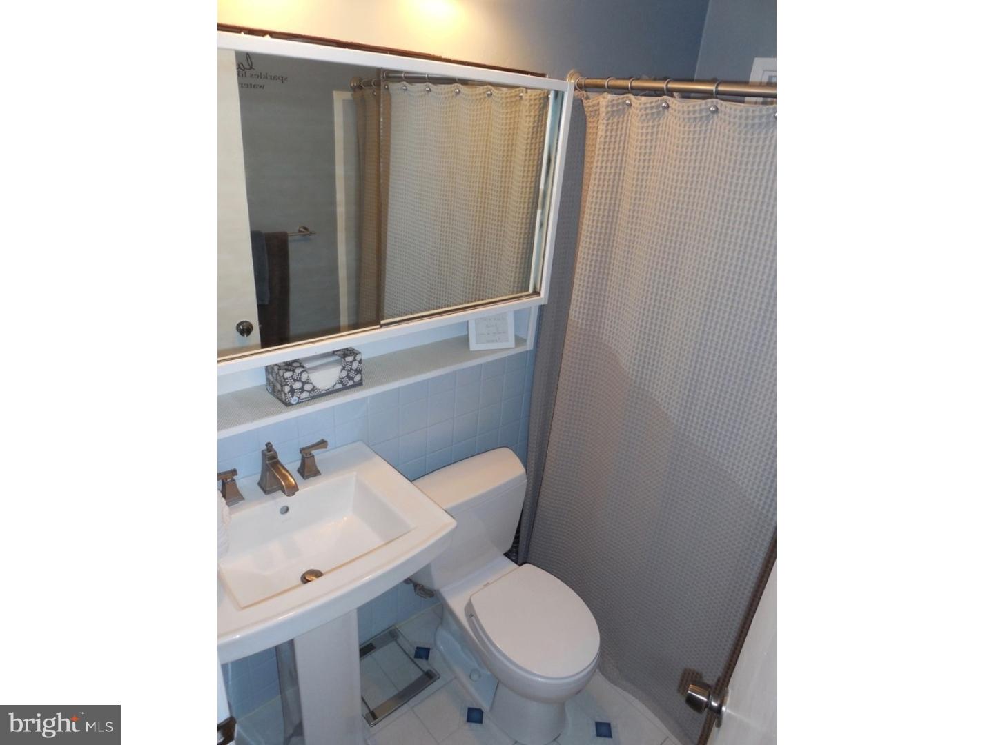 32 Queen Anne Road Levittown, PA 19057 - Photo 12 of 15 Gallery Image 12