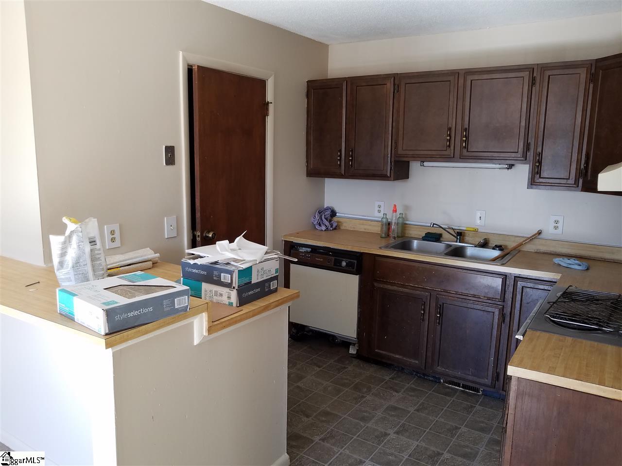 922 Shiloh Road Seneca, SC 29678 - Photo 2 of 3 Gallery Image 2