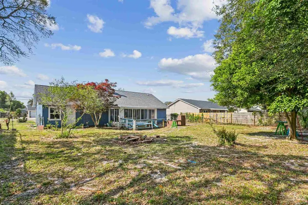 $289,000 | 4720 Kitty Hawk Circle, Gulf Breeze, FL 32563