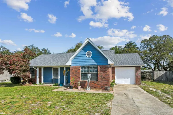 $289,000 | 4720 Kitty Hawk Circle, Gulf Breeze, FL 32563