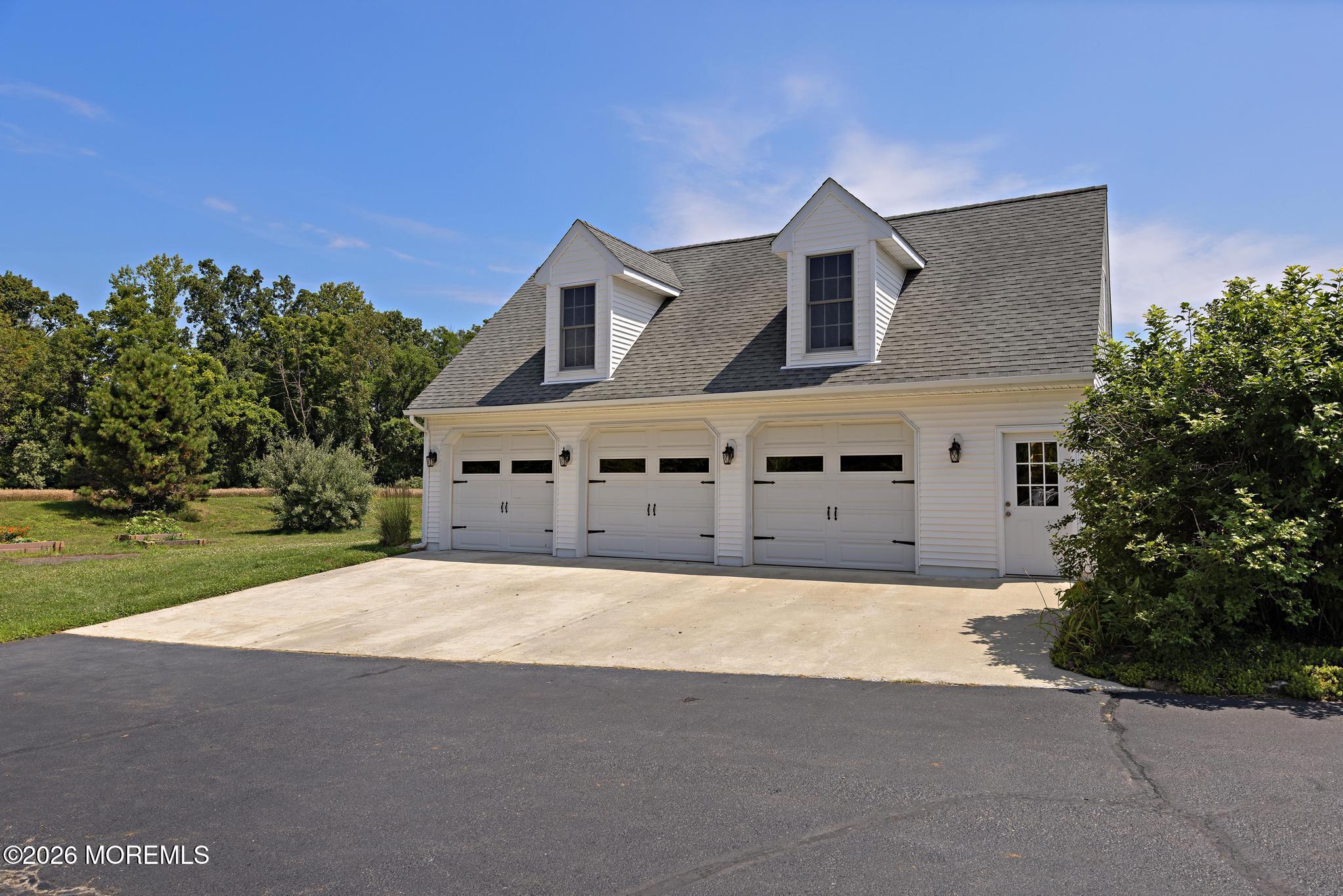 170 Burlington Path Road Cream Ridge, NJ 08514 - Photo 68 of 79 170 Burlington Path Rd (22)