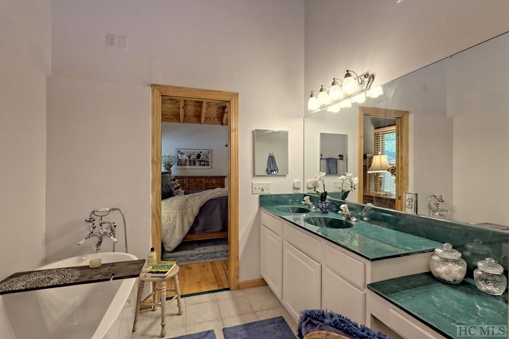 16 Splendor Cove Road Cullowhee, NC 28723 - Photo 34 of 73 Gallery Image 34
