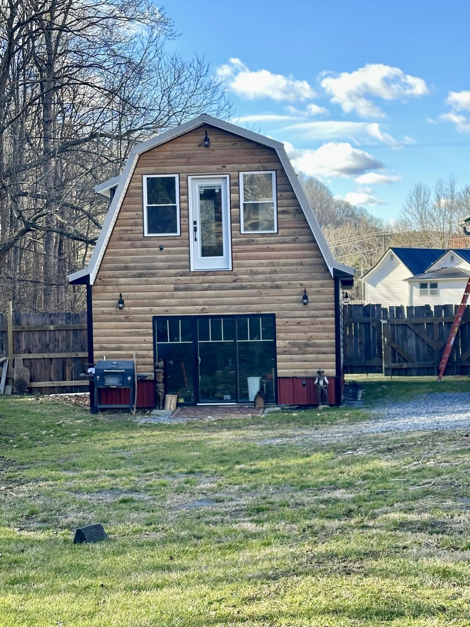 236 Garrison Hollow Road Elizabethton, TN 37643 - Photo 1 of 101 1