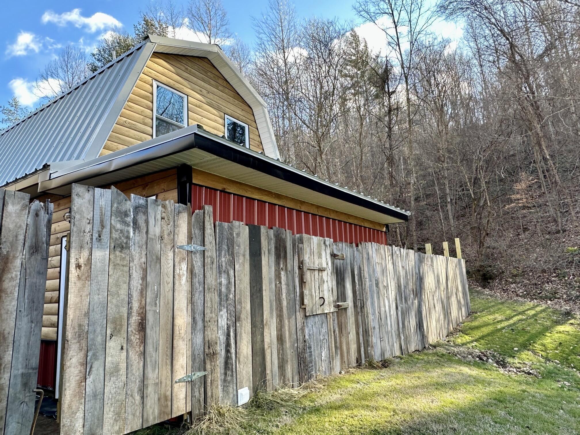 236 Garrison Hollow Road Elizabethton, TN 37643 - Photo 44 of 101 44
