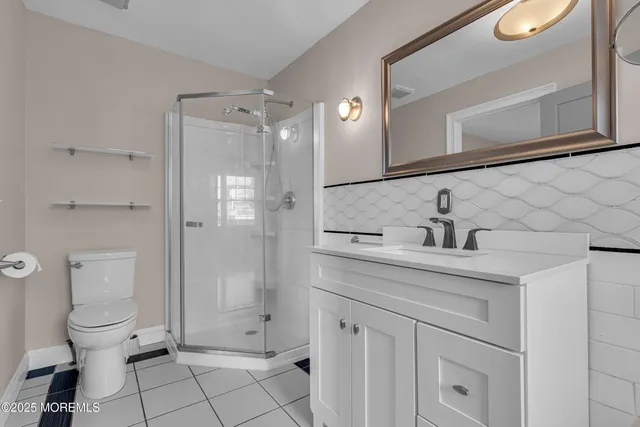 $695,000 | 31 Daddy Tucker Drive, Little Egg Harbor, NJ 08087