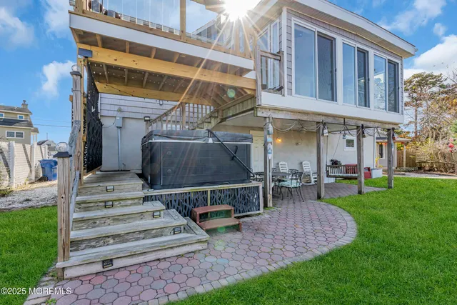 $695,000 | 31 Daddy Tucker Drive, Little Egg Harbor, NJ 08087