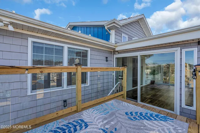 $695,000 | 31 Daddy Tucker Drive, Little Egg Harbor, NJ 08087