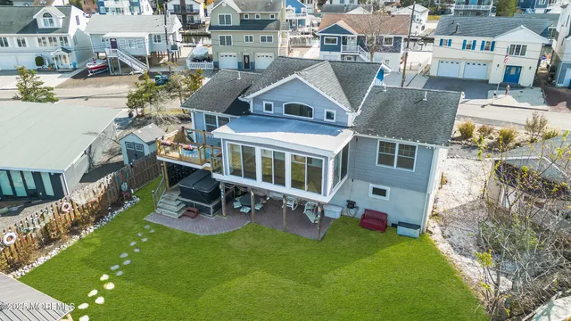 $695,000 | 31 Daddy Tucker Drive, Little Egg Harbor, NJ 08087