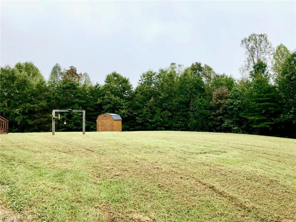 4155 Rockford Road Dobson, NC 27017 - Photo 4 of 26 Gallery Image 4