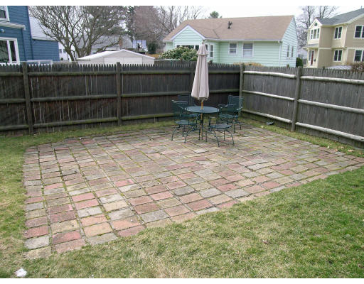 54 Waterhouse Road Belmont, MA 02478 - Photo 9 of 9 Gallery Image 9