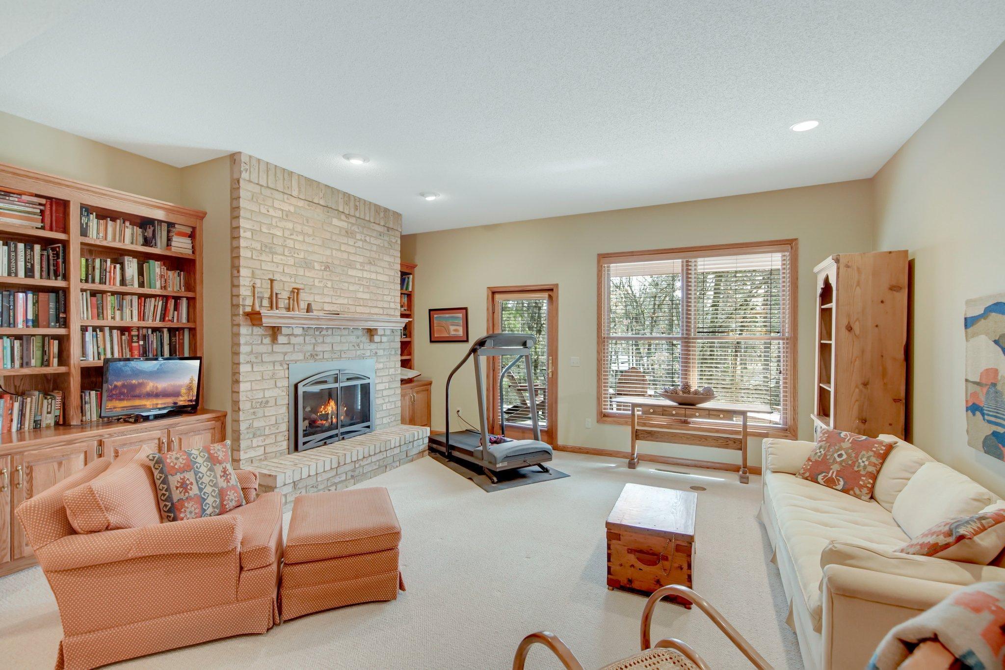 43 Evergreen Road Dellwood, MN 55110 - Photo 24 of 33 Gallery Image 24