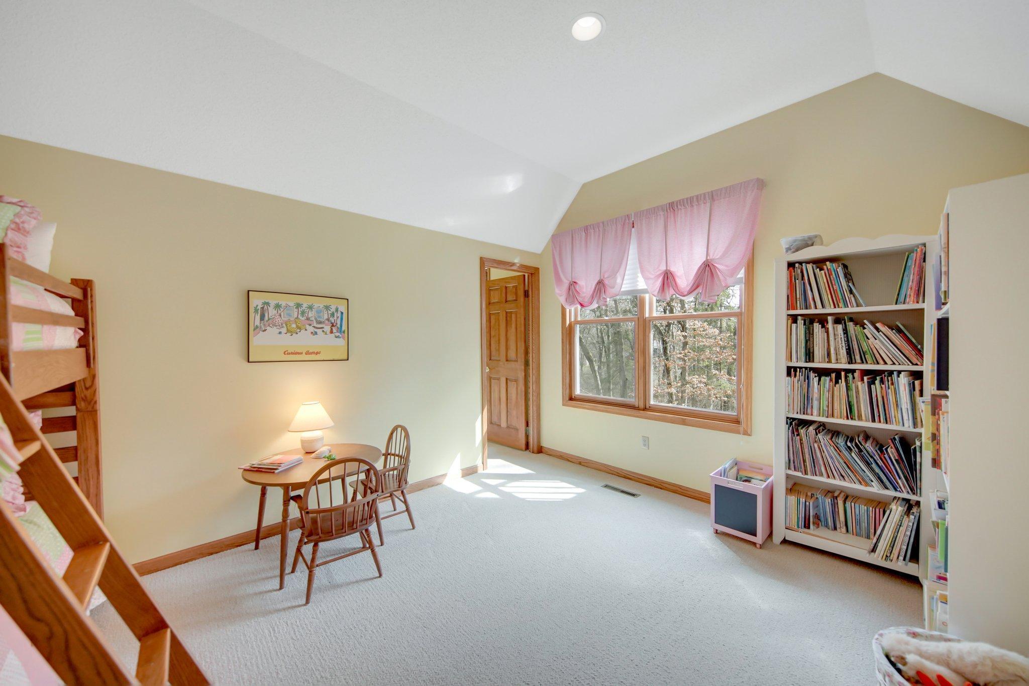 43 Evergreen Road Dellwood, MN 55110 - Photo 28 of 33 Gallery Image 28