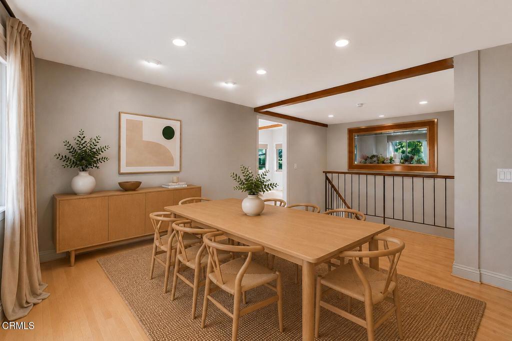 405 Woodcliffe Road Pasadena, CA 91105 - Photo 29 of 63 17avirtualstaging-405Woodcliffe