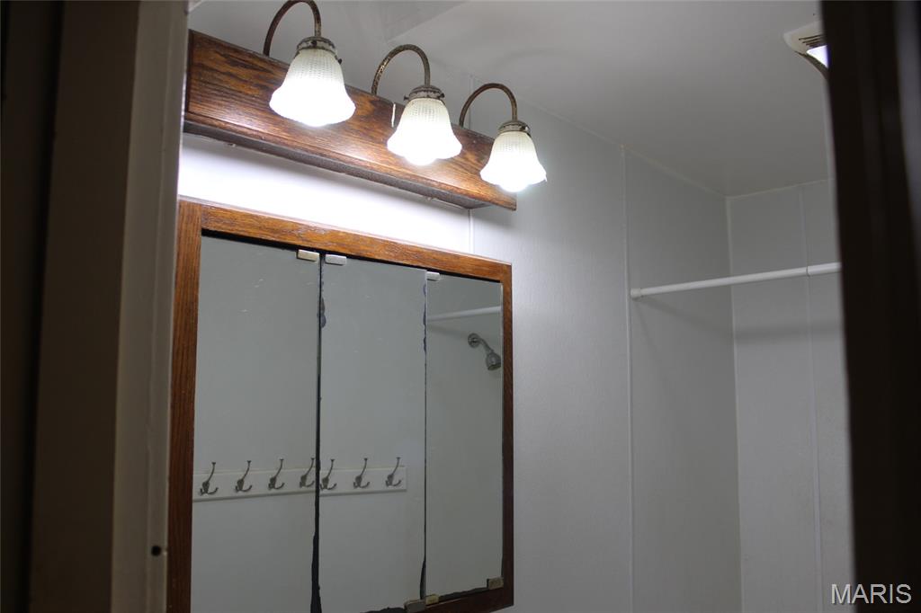 1416 Milton Road Alton, IL 62002 - Photo 14 of 33