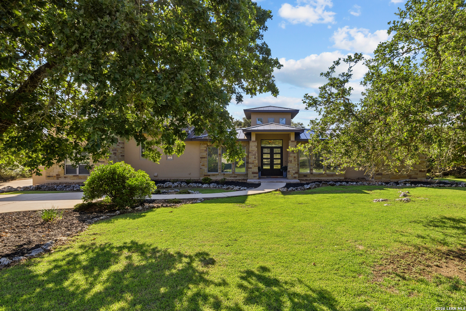 41 Woodland View Fair Oaks Ranch, TX 78015 - Photo 3 of 46