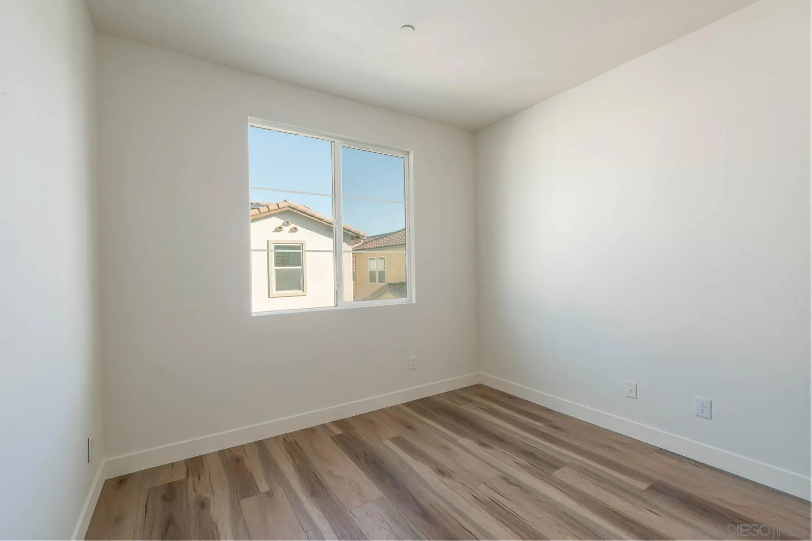 1360 Santa Victoria Road, Unit 2 Chula Vista, CA 91913 - Photo 30 of 36 Gallery Image 30
