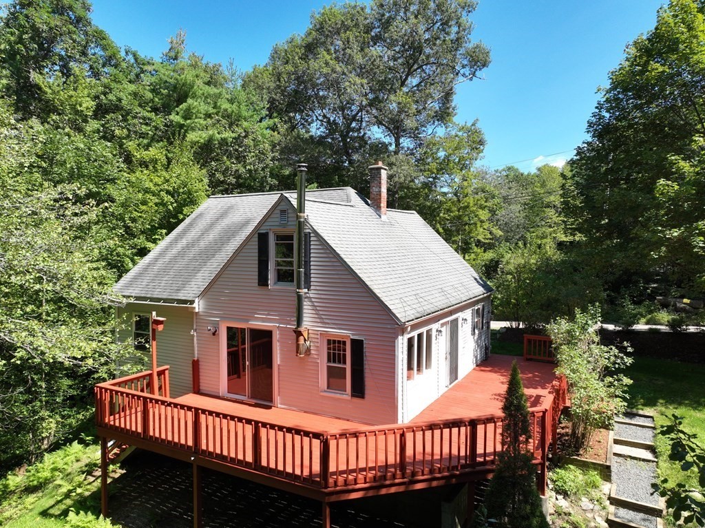 13 Old Stafford Road Monson, MA 01057 - Photo 4 of 19 Gallery Image 4