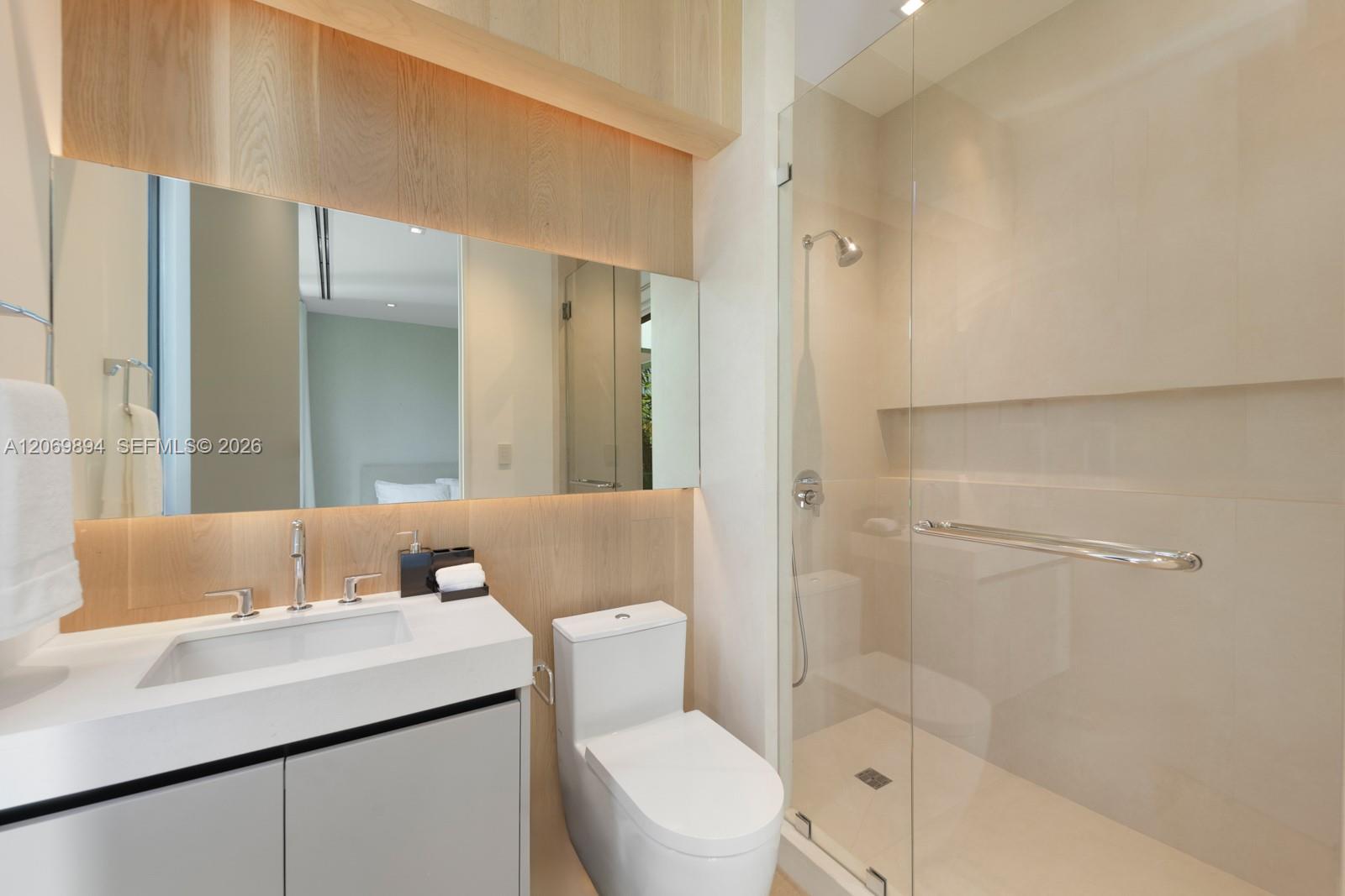 6015 North Bay Road Miami Beach, FL 33140 - Photo 34 of 40 Gallery Image 34