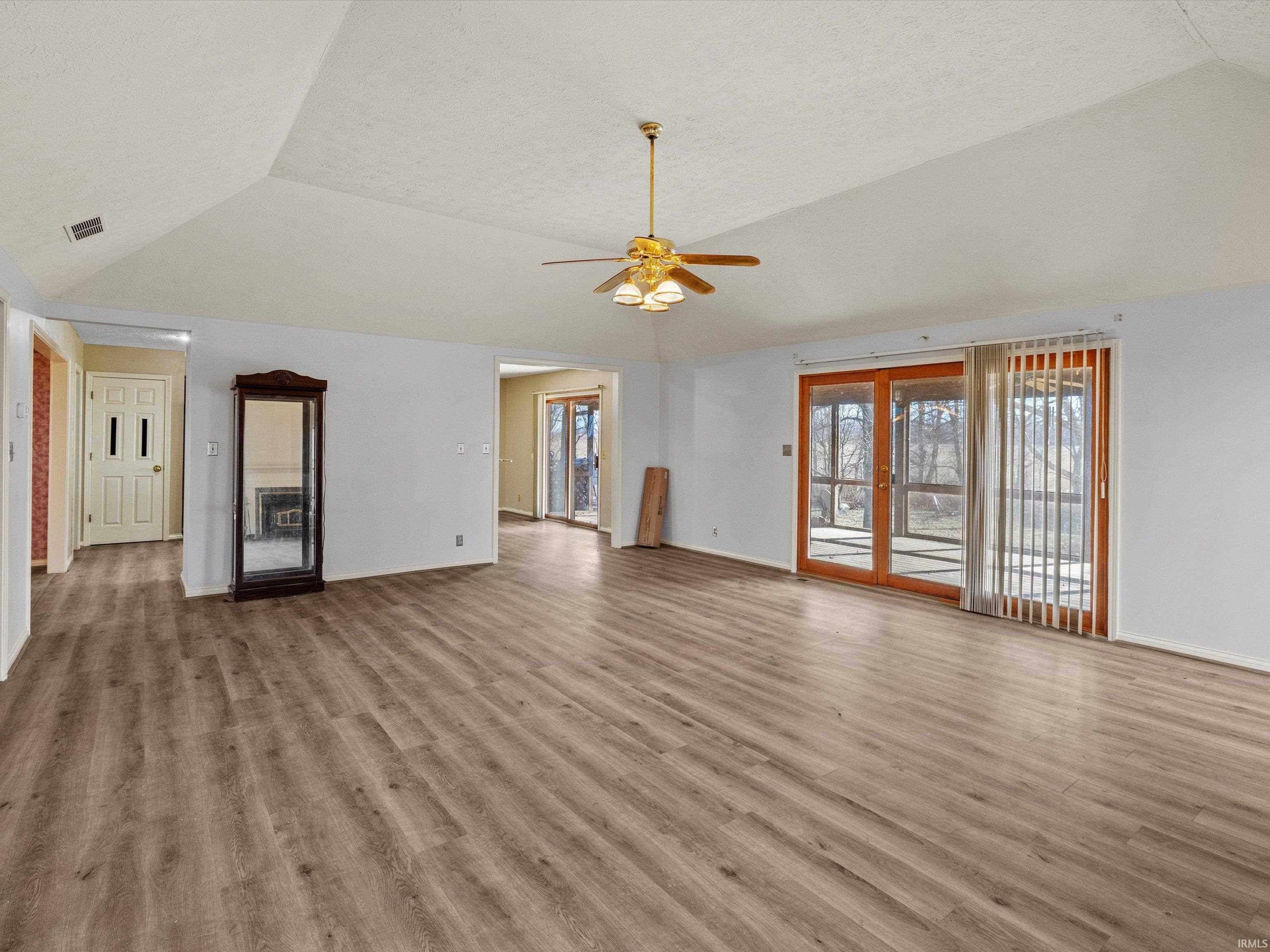 9195 West Eureka Road Rockport, IN 47635 - Photo 13 of 34