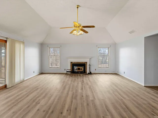 $339,900 | 9195 West Eureka Road, Rockport, IN 47635