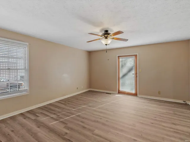 $339,900 | 9195 West Eureka Road, Rockport, IN 47635