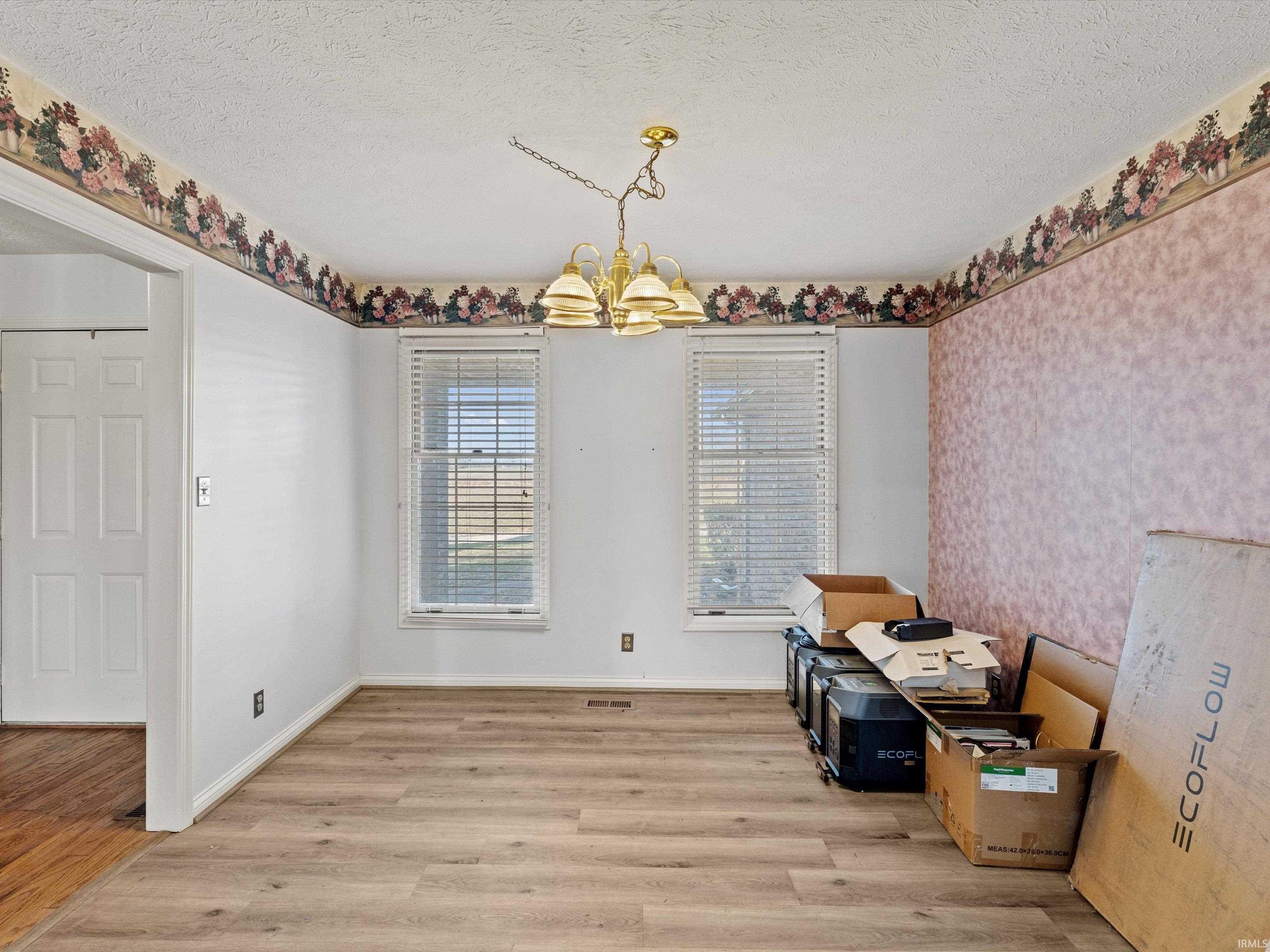 9195 West Eureka Road Rockport, IN 47635 - Photo 3 of 34