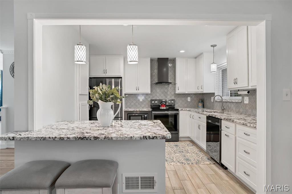 941 Buckley Road St. Louis, MO 63125 - Photo 7 of 39 Gallery Image 7
