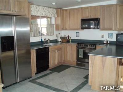 9360 East Stella Road Tucson, AZ 85730 - Photo 3 of 15 Gallery Image 3