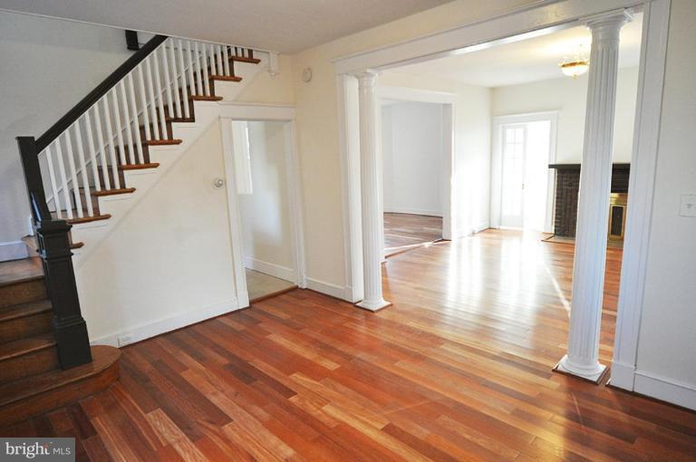 3507 Copley Road Baltimore, MD 21215 - Photo 24 of 30 Entrance / Foyer