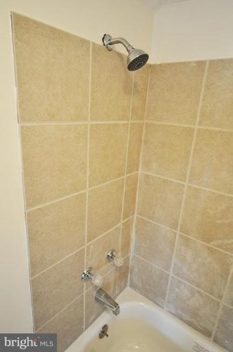 3507 Copley Road Baltimore, MD 21215 - Photo 9 of 30 Bath #1