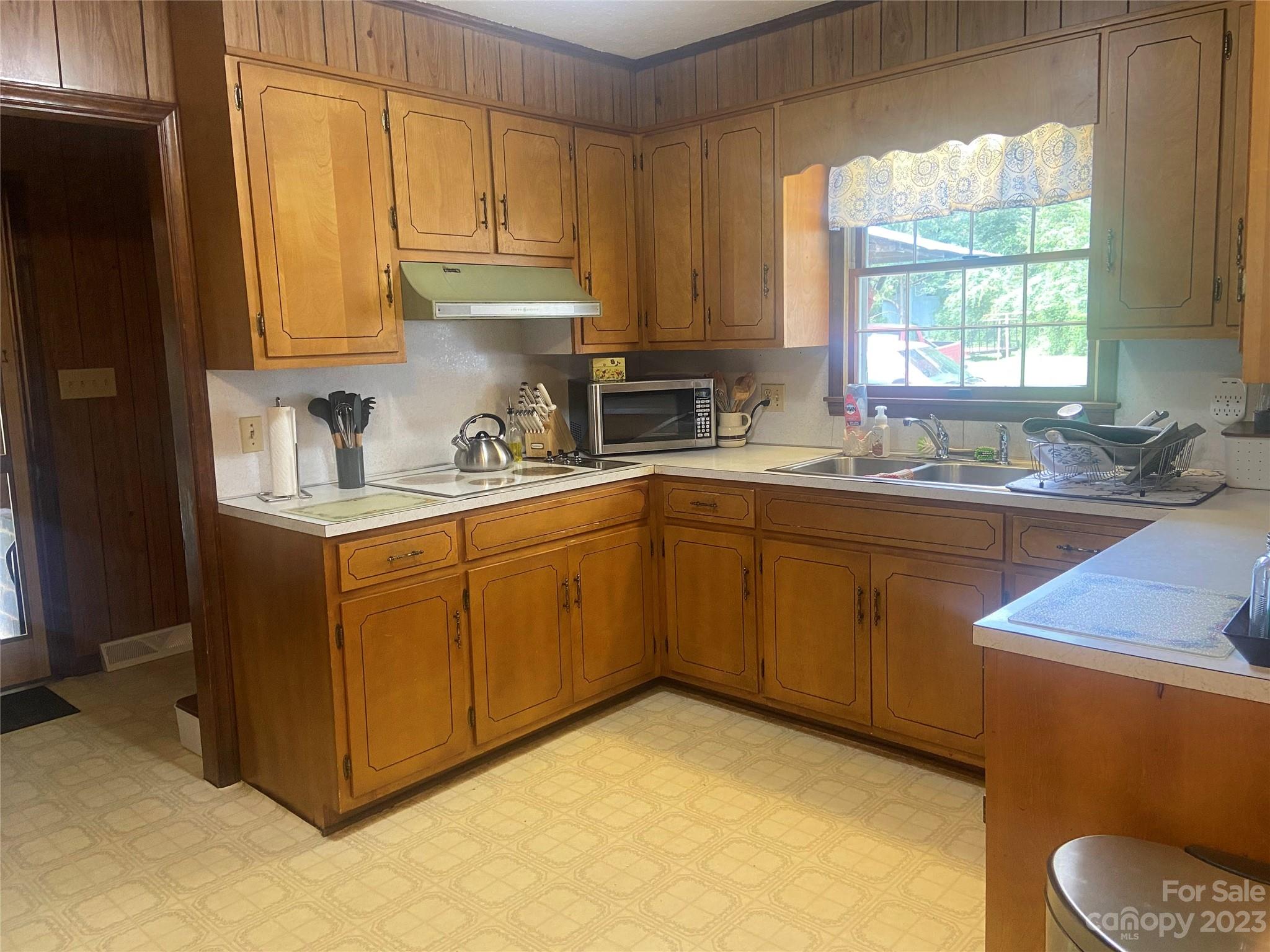 3951 Turner Mill Road Morganton, NC 28655 - Photo 8 of 20 Gallery Image 8