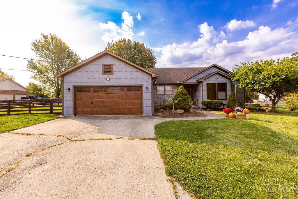 5679 Brewer Road Mason, OH 45040 - Photo 3 of 43