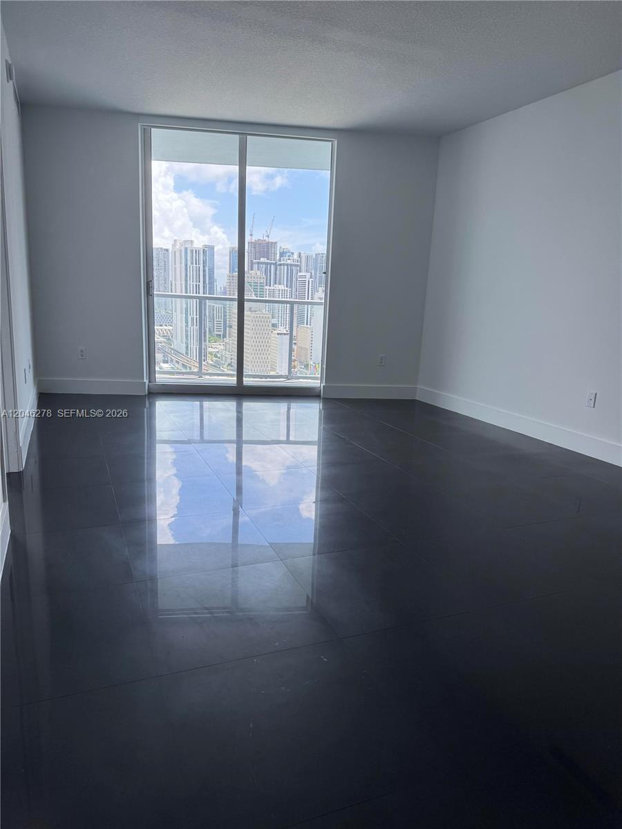 185 Southwest 7th Street, Unit 3009 Miami, FL 33130 - Photo 9 of 19