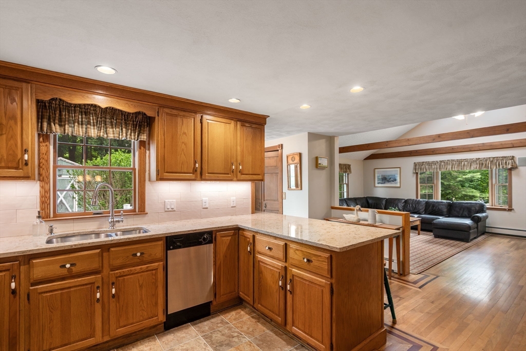 18 Ivy Road Littleton, MA 01460 - Photo 13 of 32
