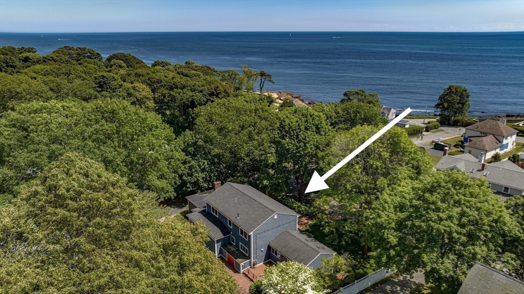 24 Flume Road Gloucester, MA 01930 - Photo 4 of 40