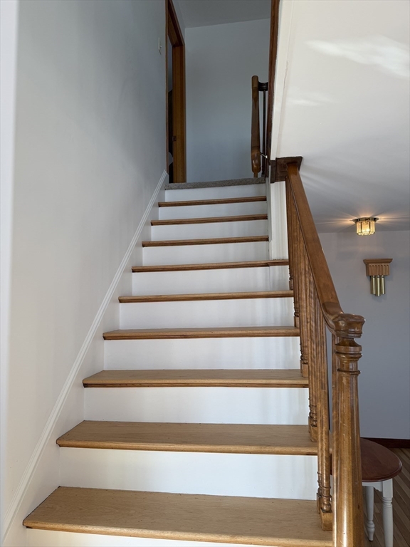 24 Flume Road Gloucester, MA 01930 - Photo 7 of 40 a view of entryway