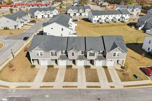 $237,000 | 500 Benoni Place, Greenville, SC 29617