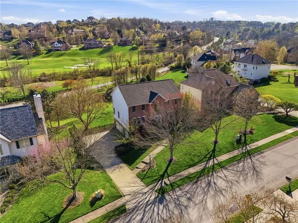 $750,000 | 5010 Northfield Drive, Gibsonia, PA 15044