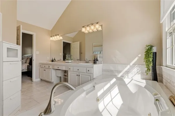 $750,000 | 5010 Northfield Drive, Gibsonia, PA 15044