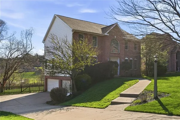 $750,000 | 5010 Northfield Drive, Gibsonia, PA 15044