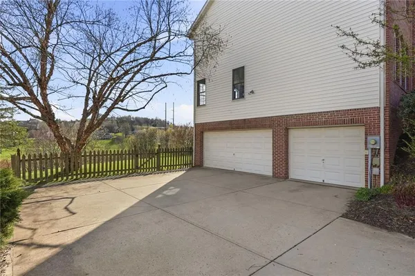 $750,000 | 5010 Northfield Drive, Gibsonia, PA 15044