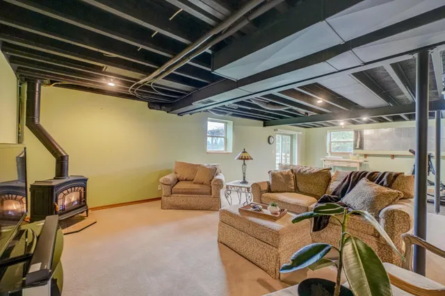 $524,795 | W10006 Highway 29, River Falls, WI 54022