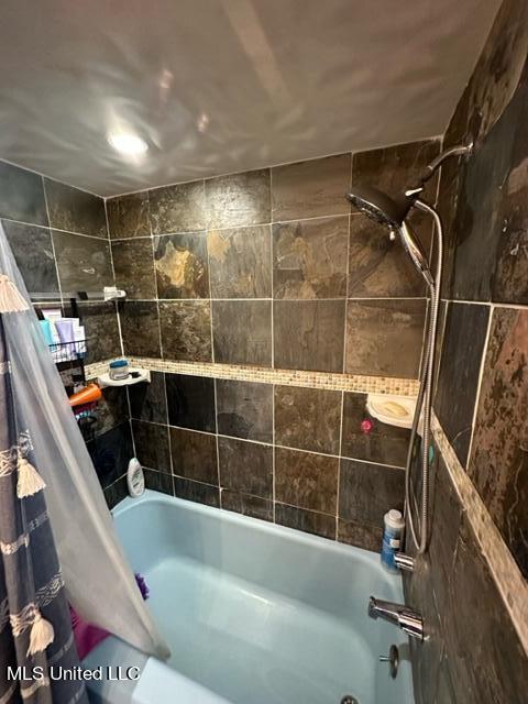 175 St Charles Avenue Biloxi, MS 39530 - Photo 33 of 41 image8 (2)